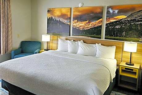 King Room - Non-Smoking