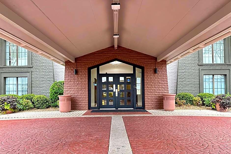 La Quinta Inn & Suites by Wyndham Huntsville Research Park