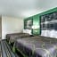 Executive East Syracuse Hotel