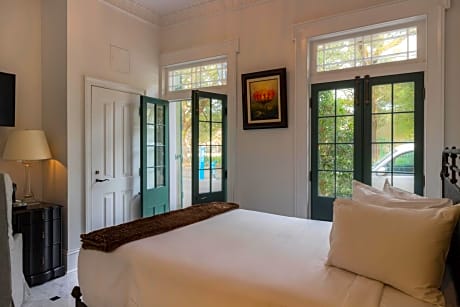 Queen Room - Disability Access