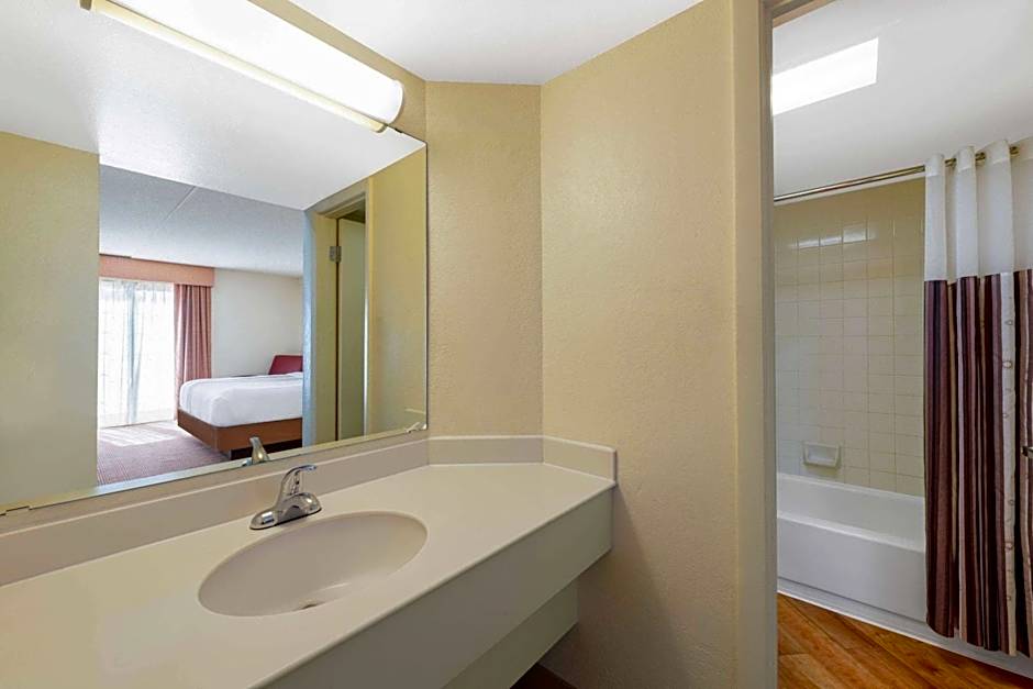 La Quinta East Deerfield Beach - Boca Raton