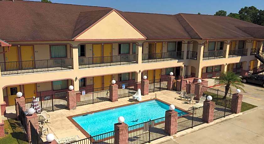 Super 8 by Wyndham Humble / Atascocita / FM 1960 I-69