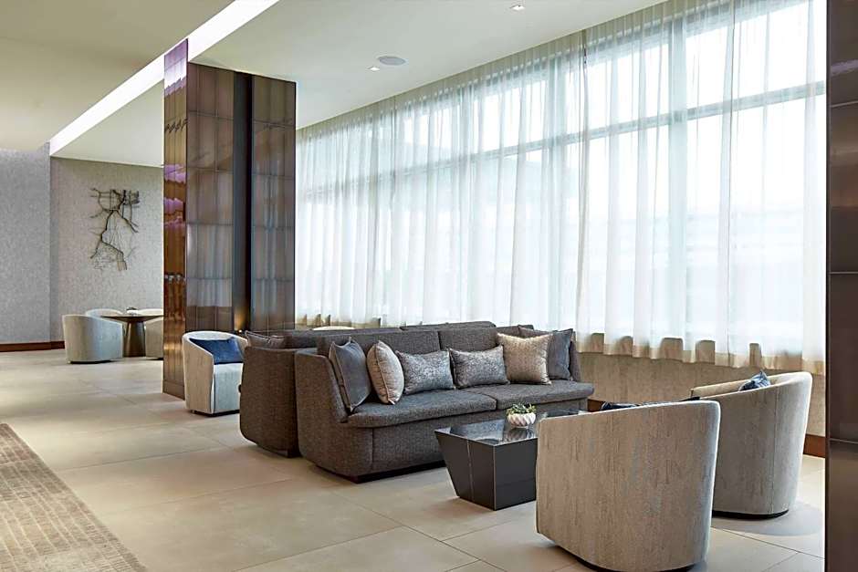 AC Hotel by Marriott Atlanta Airport Gateway