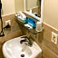 Hampton Motor Inn
