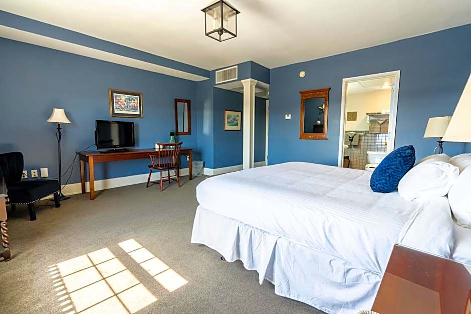 Inn On Broadway