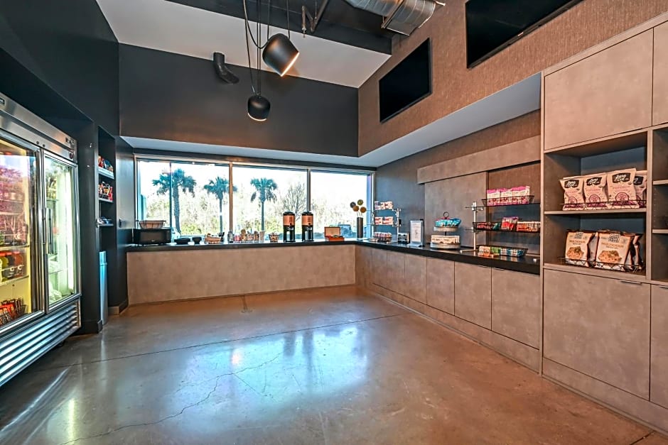 Aloft Charleston Airport & Convention Center