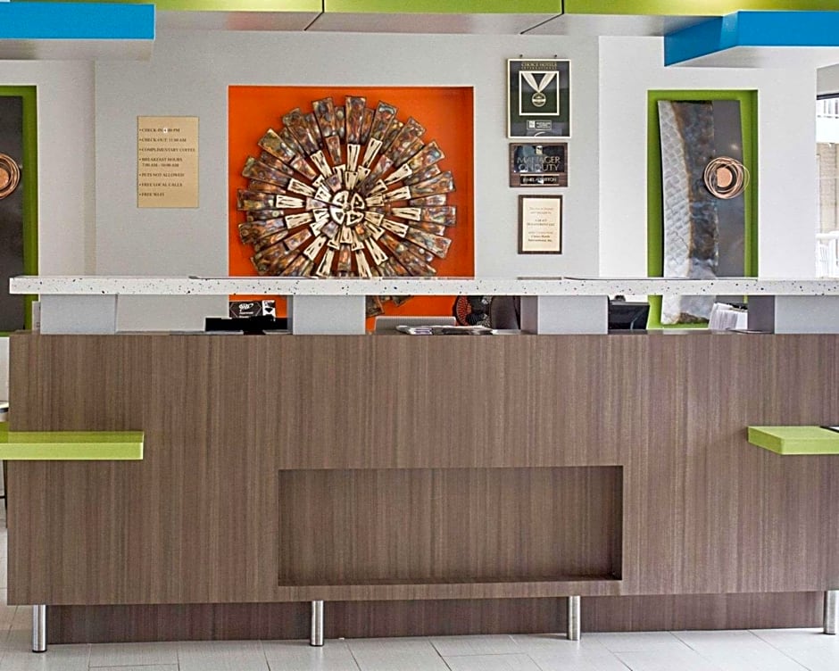 Quality Inn And Suites Oceanfront