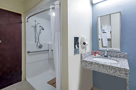 Queen Room with Two Queen Beds - Disability Access/Non-Smoking
