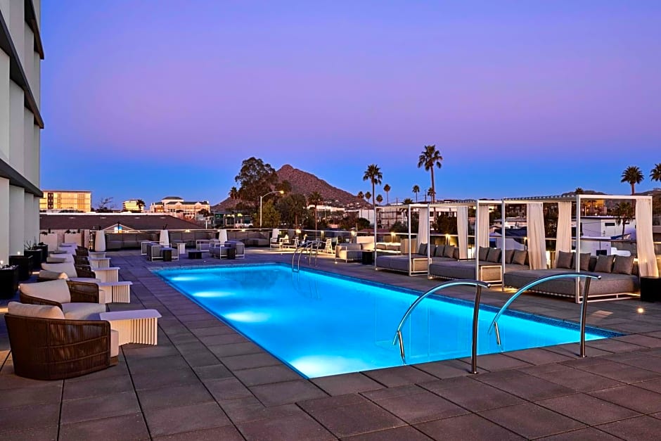 Senna House Scottsdale, Curio Collection by Hilton