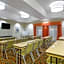 La Quinta Inn & Suites by Wyndham Pearsall