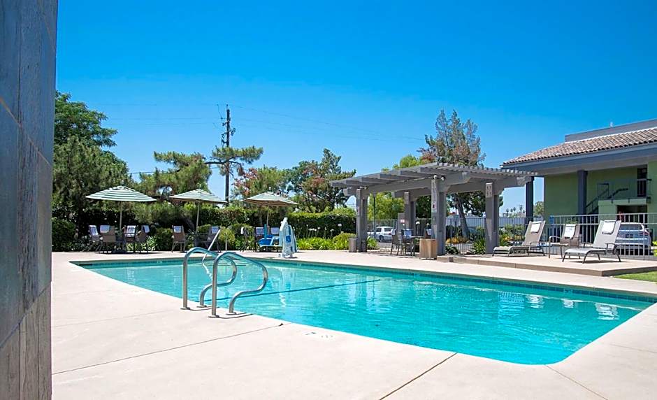 Best Western Village Inn