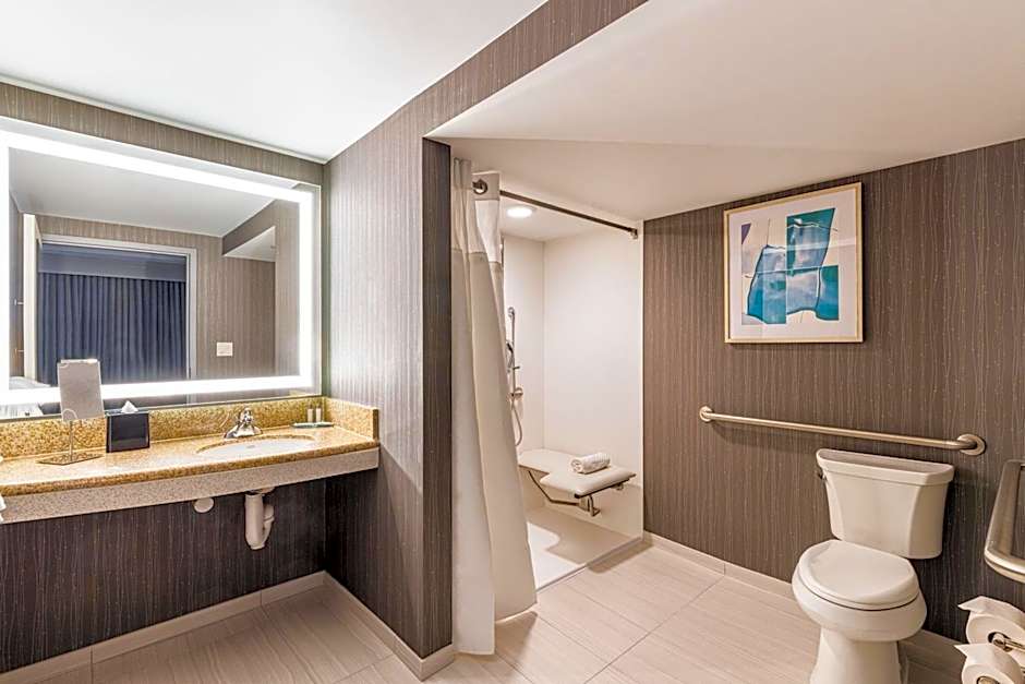 Courtyard by Marriott Boston Waltham