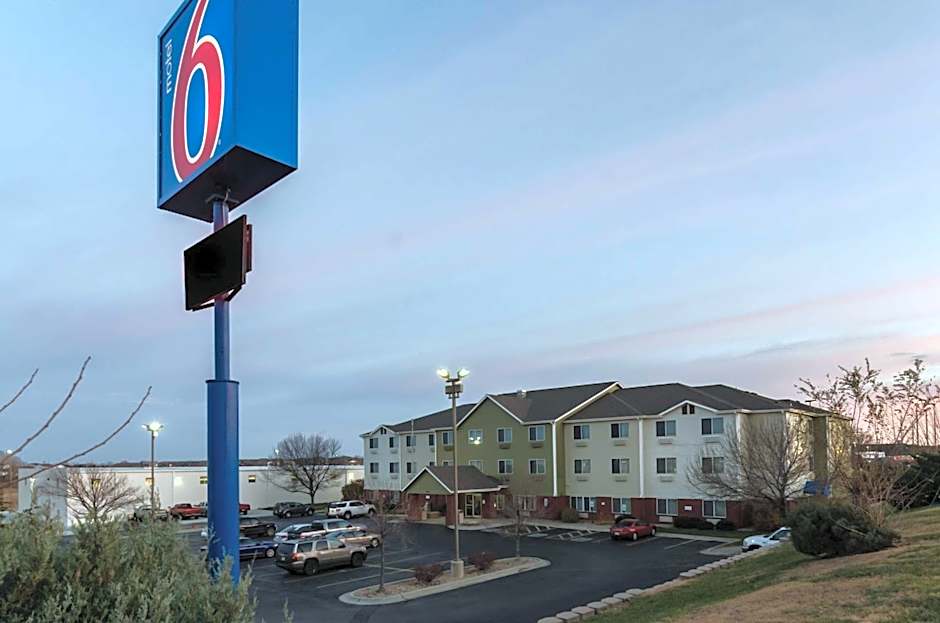 Motel 6 Lincoln, NE