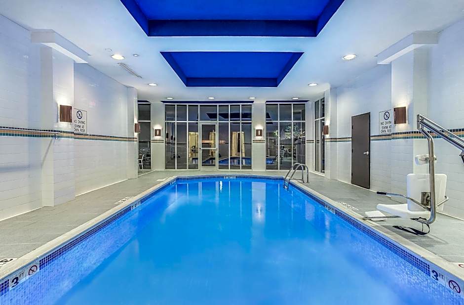 Holiday Inn Louisville Airport - Fair/Expo, an IHG Hotel