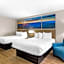 Days Inn by Wyndham Clayton