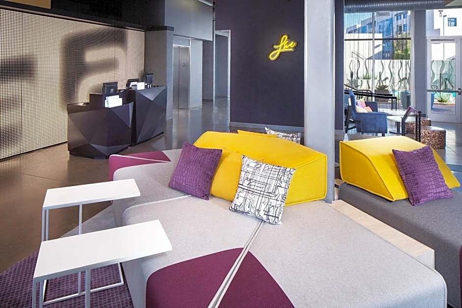 Aloft Tempe