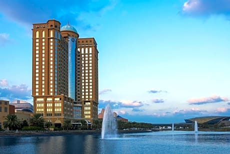 Sheraton Mall of the Emirates Hotel, Dubai