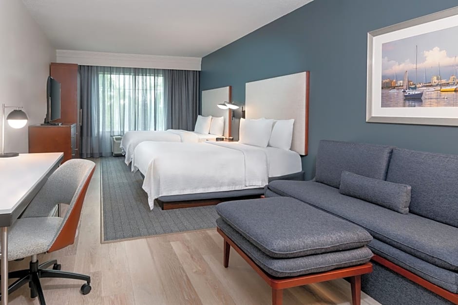 Courtyard by Marriott Sarasota at University Town Center 