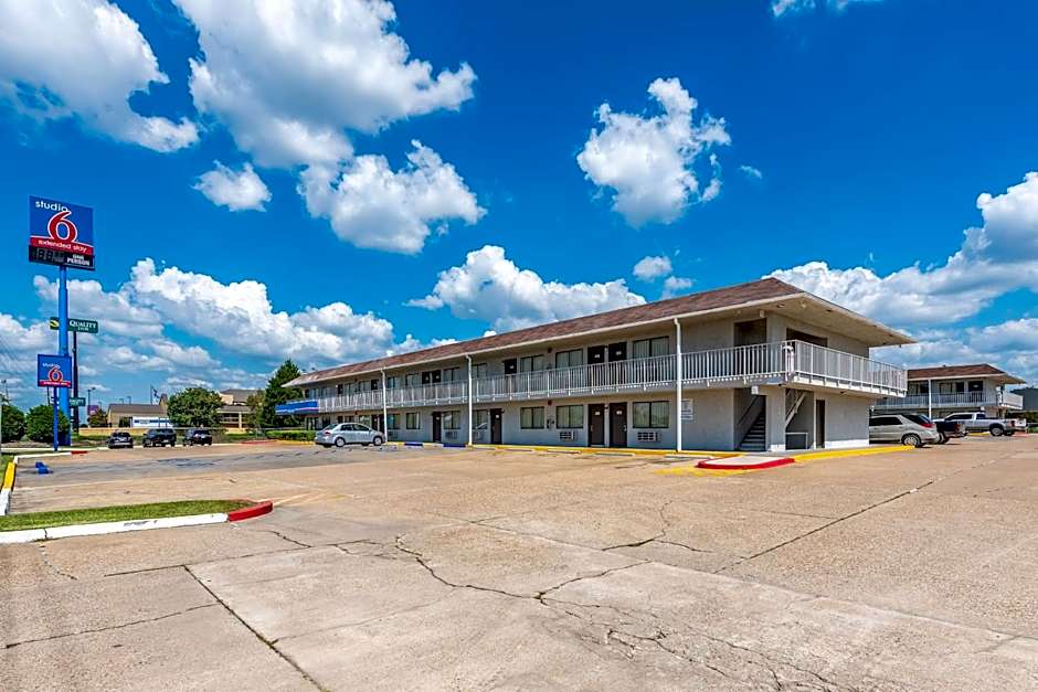 Studio 6-Monroe, LA - Hwy 165