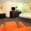 17 West Hotel, Ascend Hotel Collection