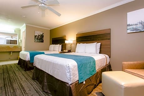 Queen Room with Bathtub - Mobility Access