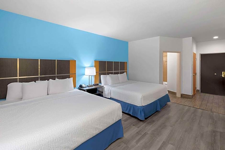 Days Inn & Suites by Wyndham Lubbock Medical Center