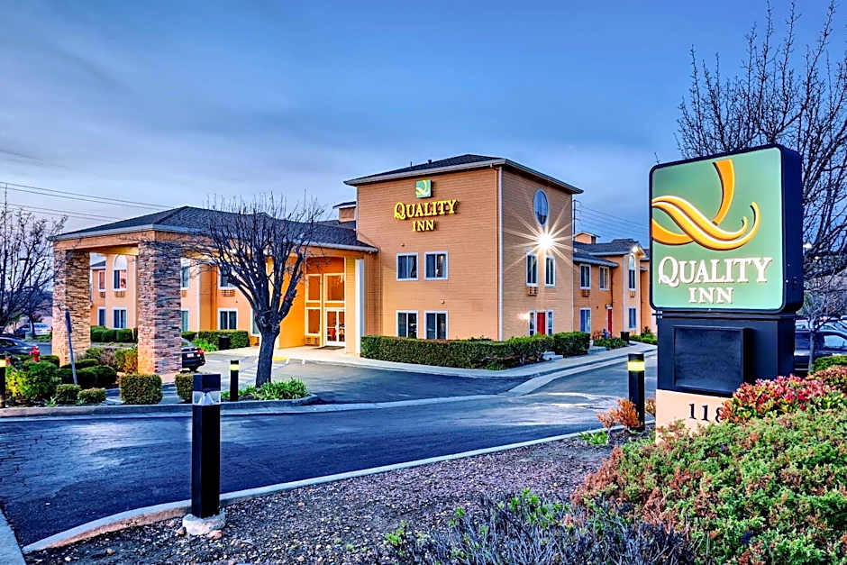 Quality Inn Near Six Flags Discovery Kingdom-Napa Valley