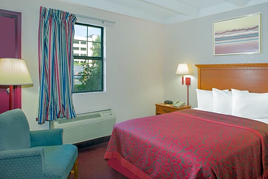 Days Inn by Wyndham Tallahassee University Center