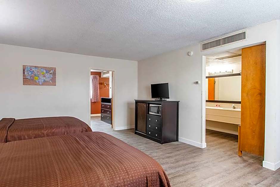 Econo Lodge Elko