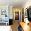 Holiday Inn Express & Suites Davis - University Area