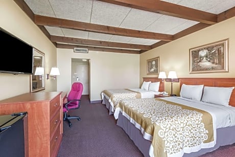 2 Double Beds Non-Smoking