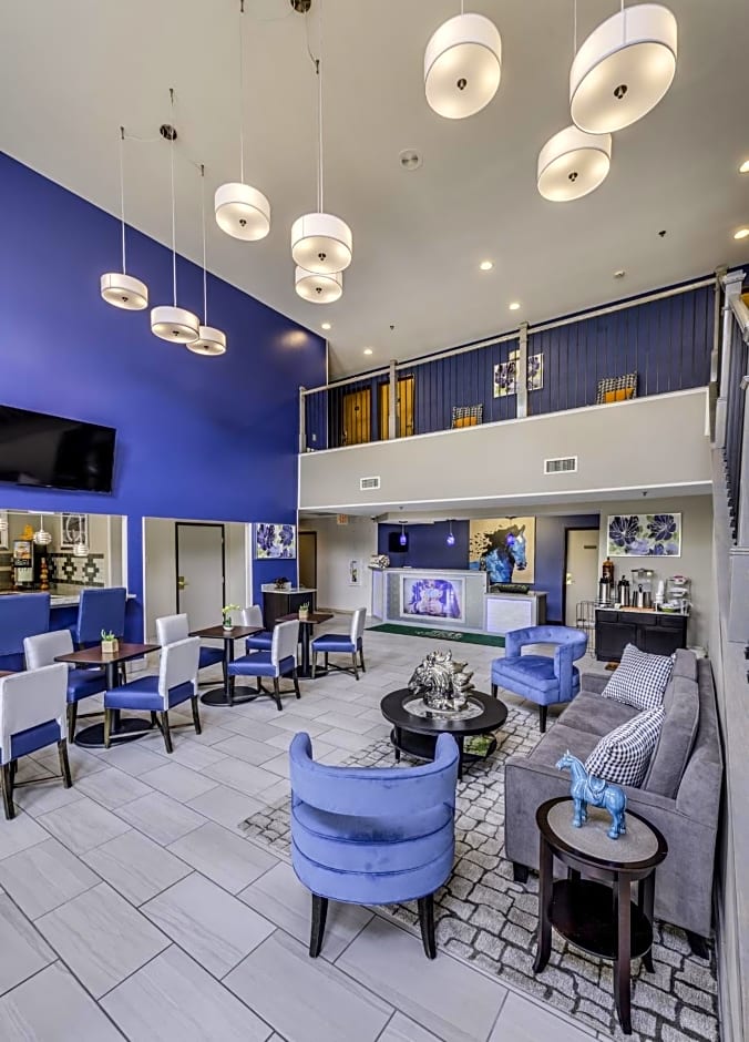 Guesthouse Inn & Suites Lexington