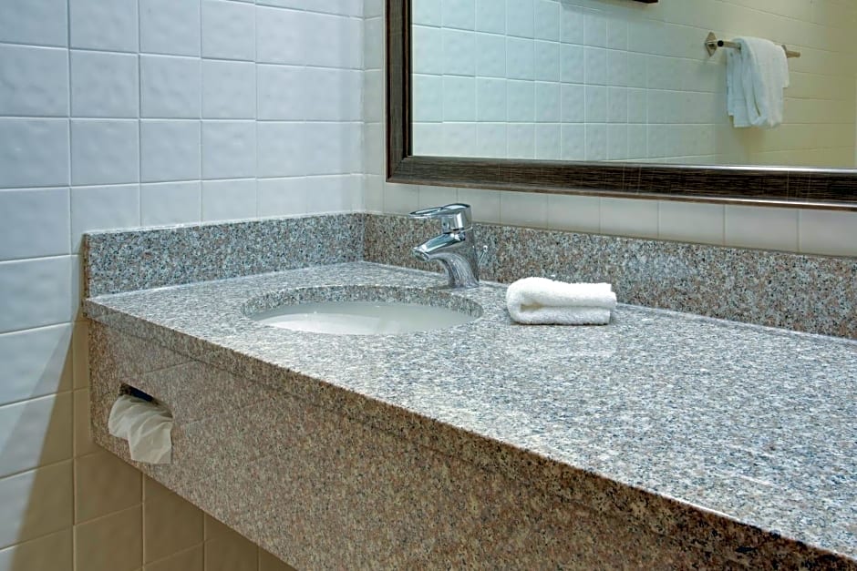 Drury Inn & Suites Terre Haute
