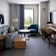 Staybridge Suites - Cedar Rapids North