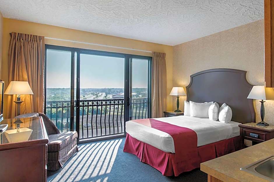 Shoreline Inn & Conference Center, Ascend Hotel Collection