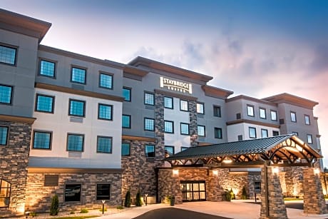 Staybridge Suites - Wisconsin Dells - Lake Delton