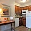 Staybridge Suites Milwaukee West-Oconomowoc