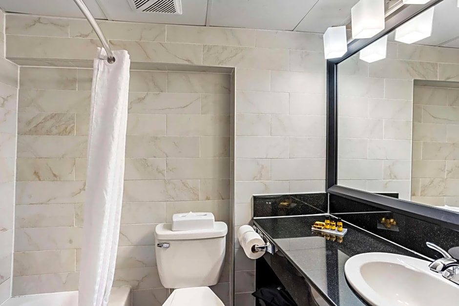 Best Western Plus Newark Airport West