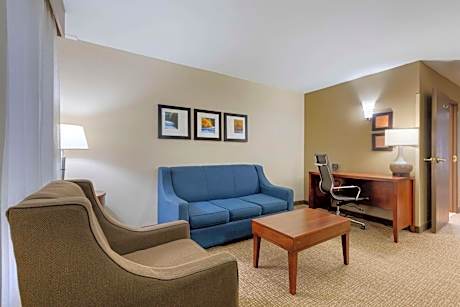Double Suite - Non-Smoking