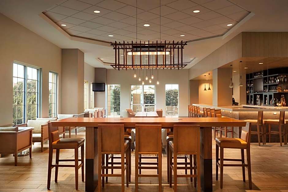 Embassy Suites by Hilton Monterey Bay-Seaside