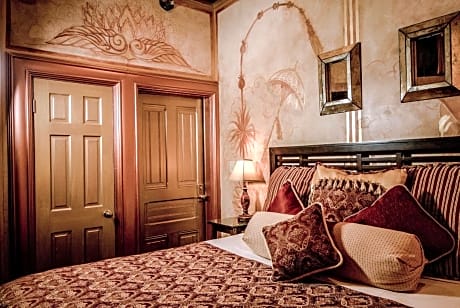 King Room with Spa Bath