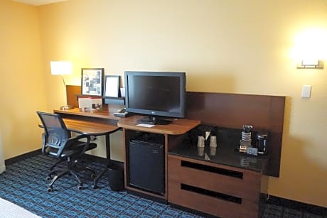 King Room - Accessible/Non-Smoking