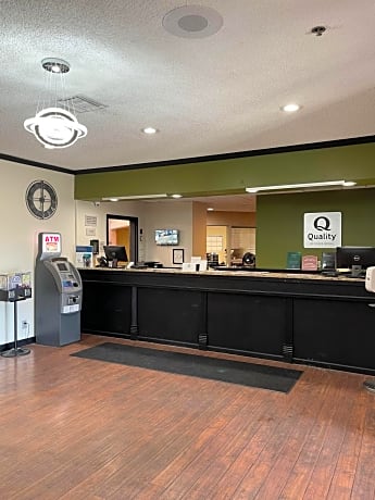 Quality Inn Frontier at US Hwy 30