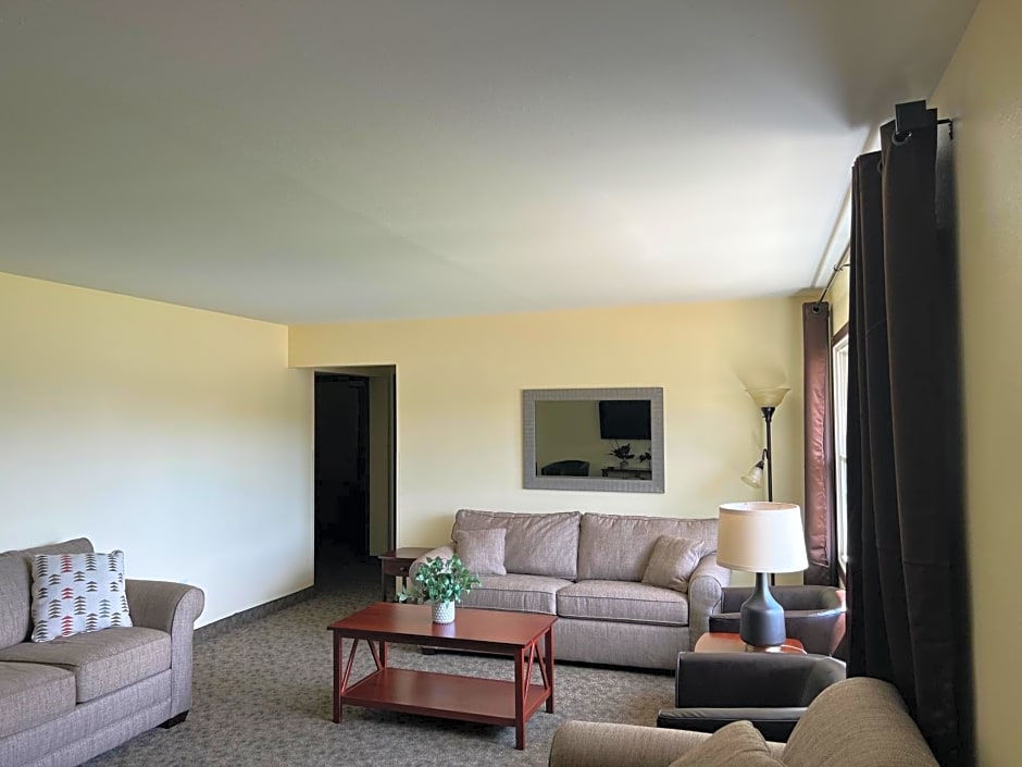 All Star Inn & Suites