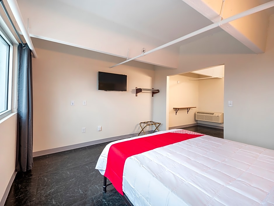 OYO Hotel & Apartments Houston Galleria
