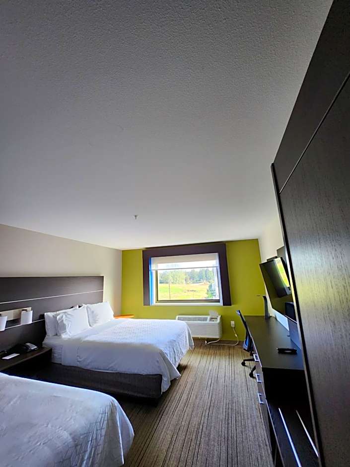 Holiday Inn Express & Suites - Camas
