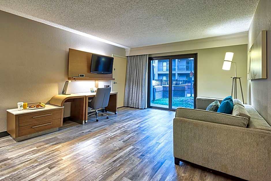 Courtyard by Marriott Hampton Coliseum Central