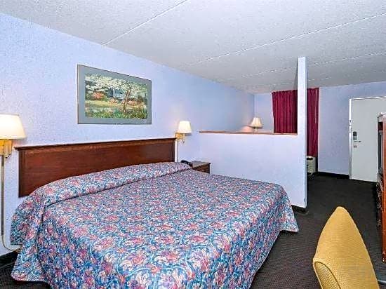 Americas Best Value Inn & Suites-Knoxville North