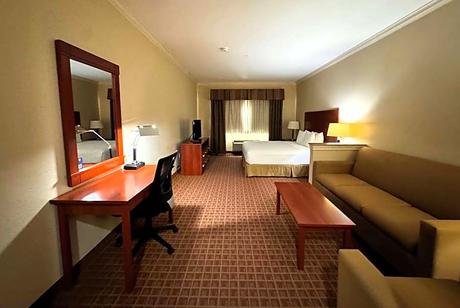 Ramada by Wyndham College Station