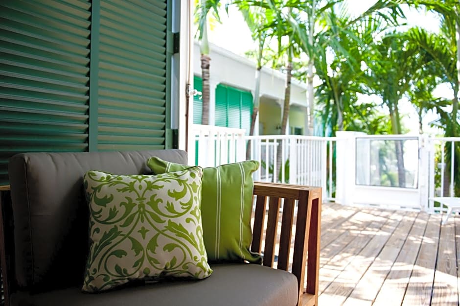 Almond Tree Inn